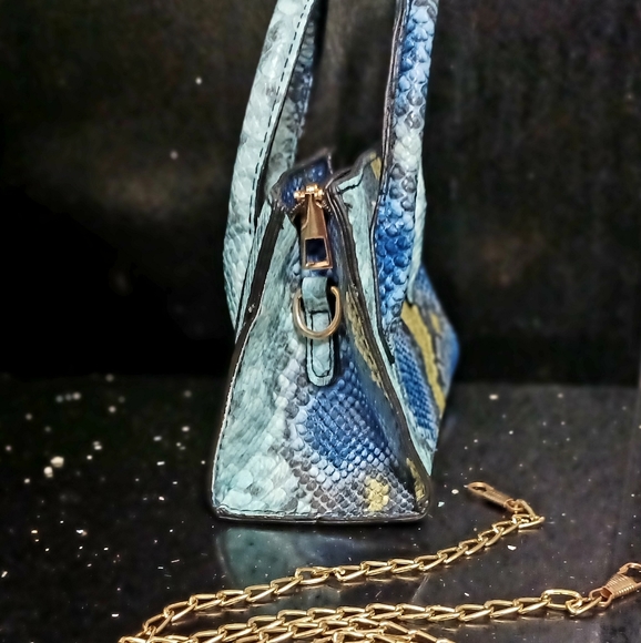 Mini Snakeskin Purse - Picture 3 of 8